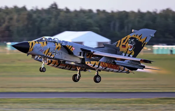 Combat, jet, GR4, Panavia Tornado