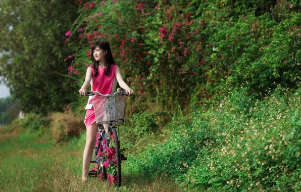 Picture bike, Model, Kieu Trinh