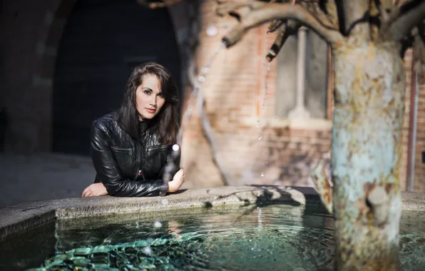 Look, face, model, fountain, Martina