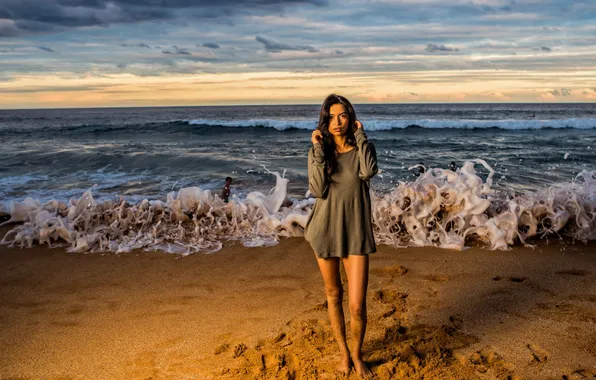 Picture sea, girl, sunset