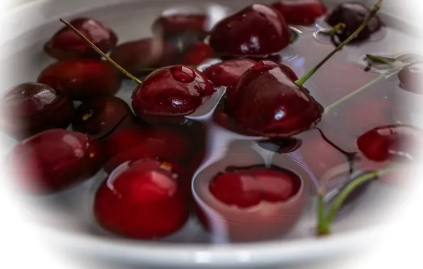 Picture water, cherry, berries, cherry