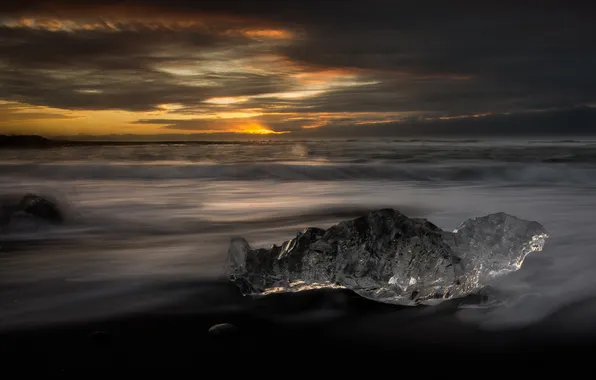 Picture sea, the sky, clouds, night, floe