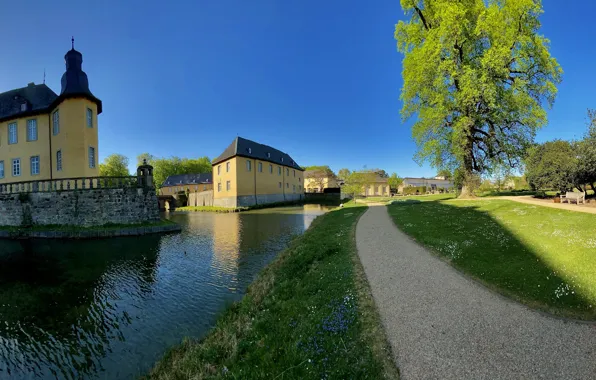 Picture Germany, North Rhine-Westphalia, castle dick