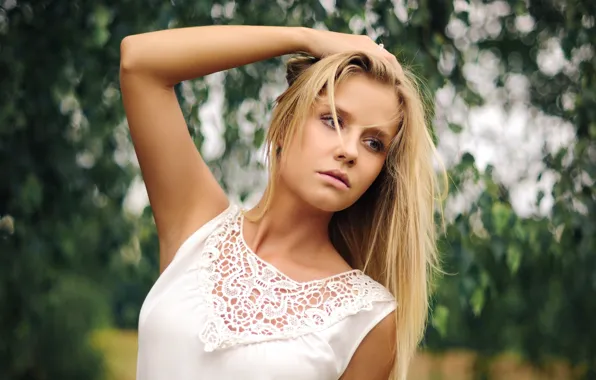 Picture look, girl, nature, face, pose, foliage, portrait, hands