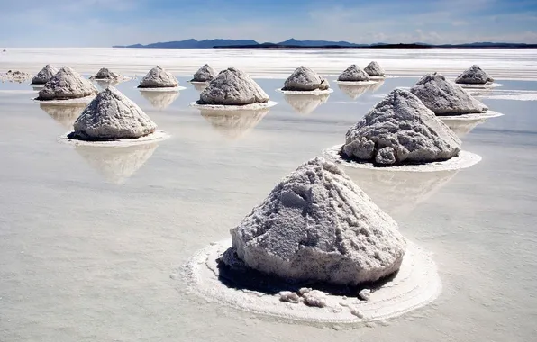 Sand, water, reflection, pyramid, salt