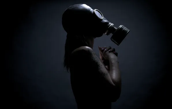 Picture girl, pose, gas mask