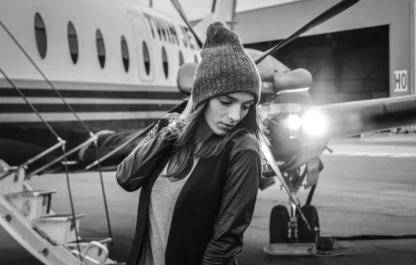 Picture girl, b/W, the plane, photographer, Florent Bellurot