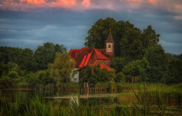 Roof, greens, summer, grass, clouds, trees, lake, house