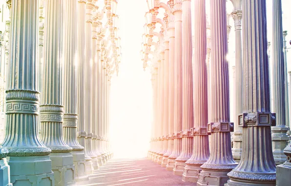 Columns, architecture, art