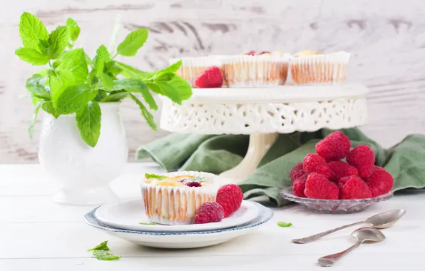 Berries, raspberry, cake, dessert, cupcakes, Iryna Melnyk