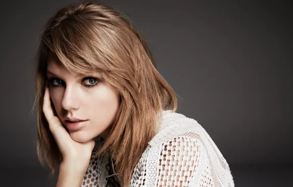 Picture singer, Taylor Swift, Taylor Swift