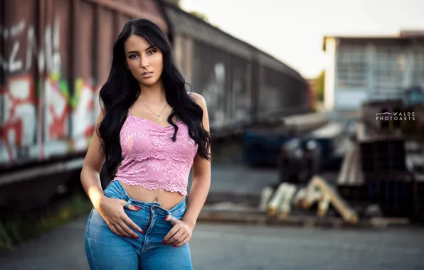 Look, model, train, portrait, jeans, makeup, cars, Mike