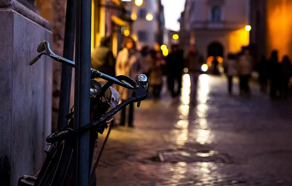 Bike, the city, lights, people, the evening, bokeh, passers-by