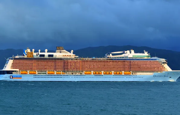 The evening, liner, cruise