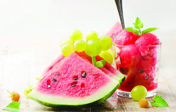 Picture glass, berries, watermelon, bone, grapes, spoon, mint, dessert