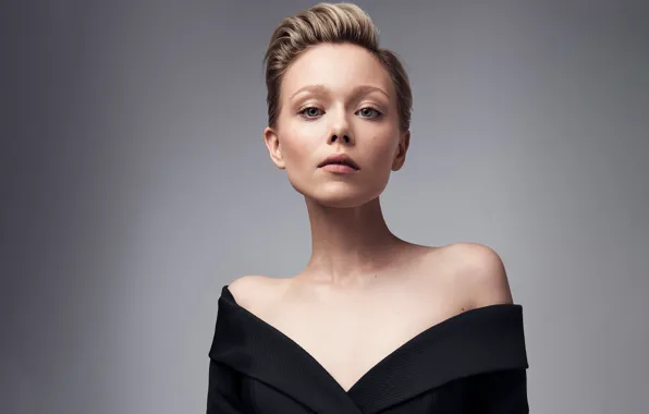 Picture portrait, actress, Ivanna Sakhno