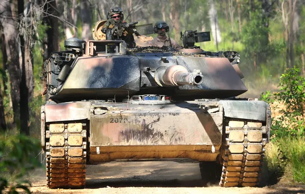 Picture road, weapons, tank