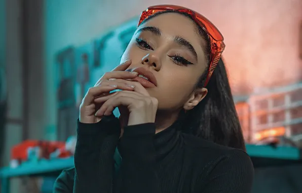 Girl, brunette, look, ariana grande