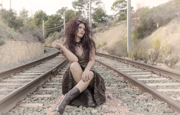 Picture girl, pose, railroad, Steampunk Kimberly