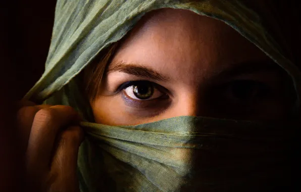 Look, girl, eyes, the dark background, portrait photography