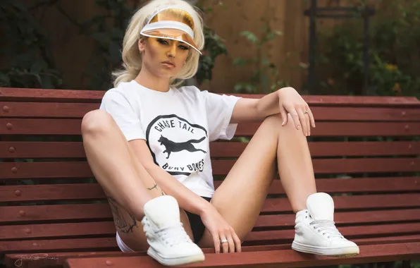 Bench, pose, feet, sneakers, visor, Romanie Smith, Jack Russell