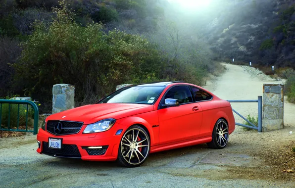 Picture red, wheels, Mercedes Benz, AMG, C63, frontside