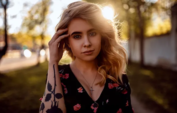Look, pose, model, hand, portrait, makeup, dress, tattoo