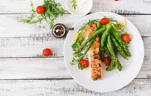 Tomatoes, asparagus, Salmon