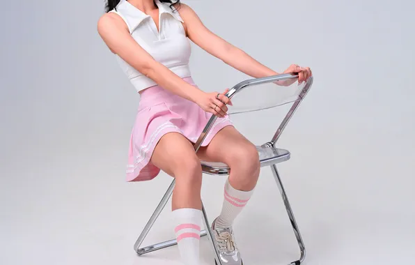 Smile, Asian, T-shirt, Feet, Knee, Skirt, Sitting, Cap