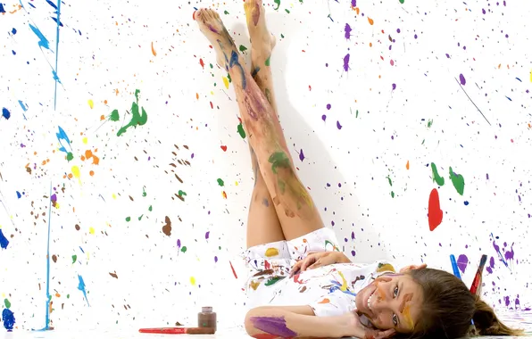 Picture color, girl, joy, childhood, smile, wall, paint, lies