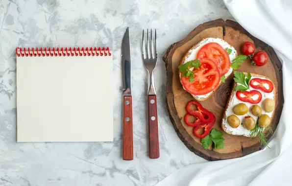 Knife, Notepad, plug, sandwiches