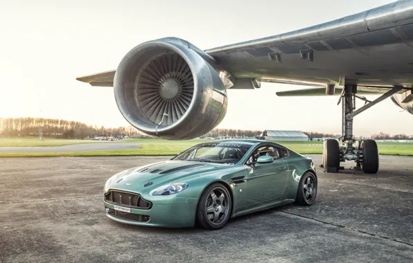 Vantage, Aston martin, airplane, turbine