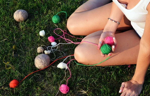 Picture grass, girl, feet, shorts, thread, clubs