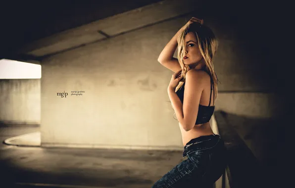 Pose, jeans, makeup, hairstyle, brown hair, bra, sexy, Marijo Grubisic