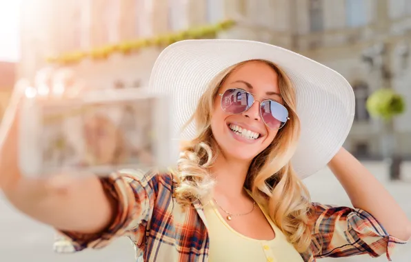 Girl, the sun, joy, happiness, smile, street, teeth, hat