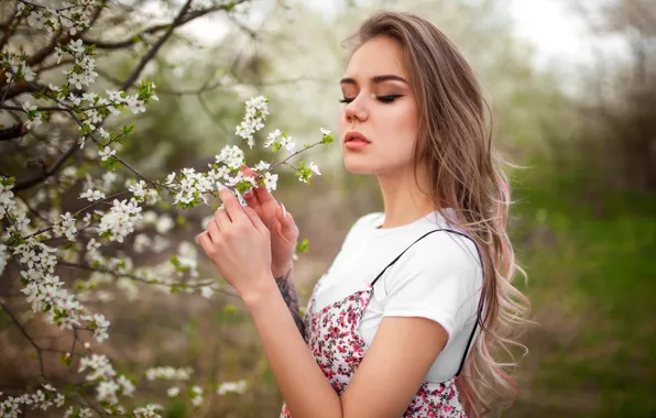 Girl, branches, pose, model, portrait, spring, hands, makeup