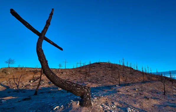 Picture the sky, crosses, mountain