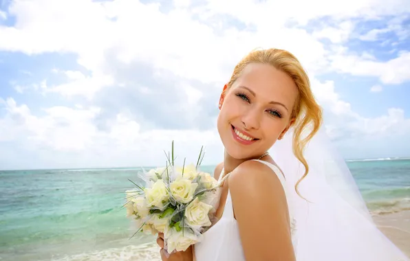 Picture sea, look, girl, clouds, smile, bouquet, curl, brown hair