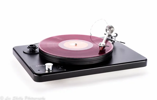 Picture music, VPI Turntables, Nomad II