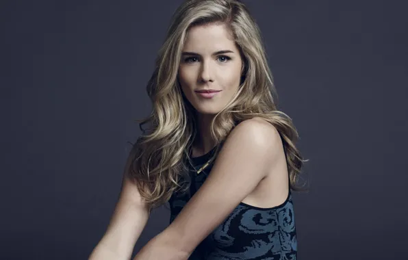 Picture look, girl, pose, hair, blonde, beautiful, Emily Bett Rickards