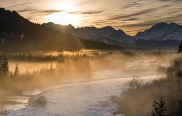 Picture winter, forest, the sun, clouds, rays, light, mountains, fog