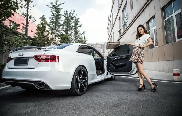 Picture road, look, Audi, Girls, beautiful girl, white car, asmada