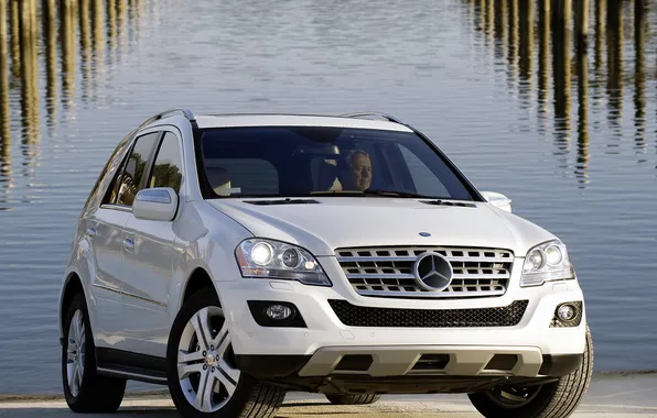White, water, reflection, shore, jeep, mercedes-benz, Mercedes, the front