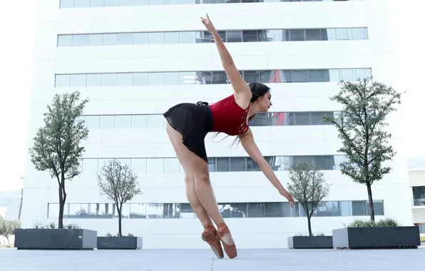 Picture girl, the city, Natalia Cabrera