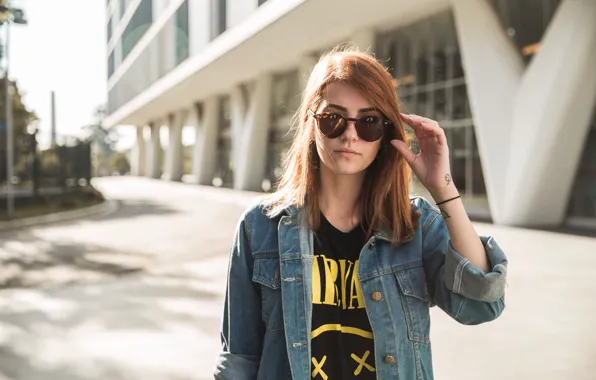 Glasses, red, Karol Queiroz