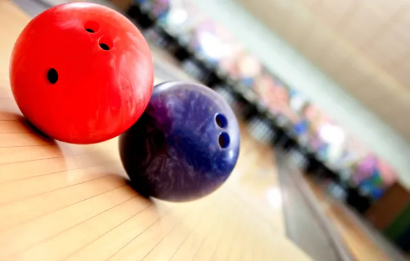 Picture red, blue, bowling