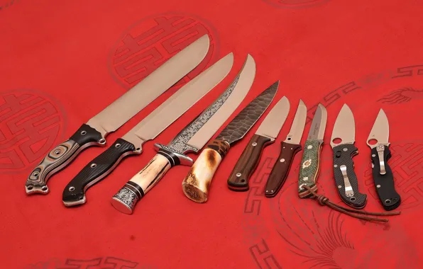Knives, edged weapons, red cloth