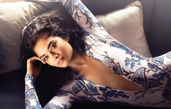 Picture look, girl, light, photo, model, brunette, beauty, Shanina Shaik