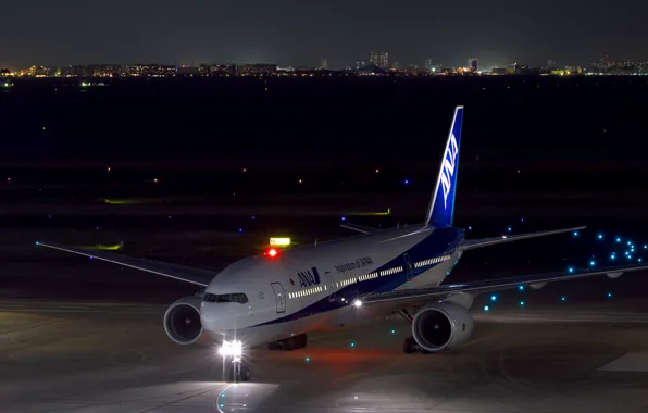 Night, lights, Boeing, the plane, the airfield, passenger, 777-200