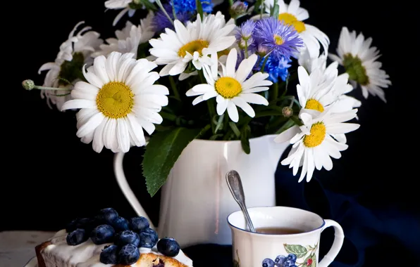 Tea, chamomile, blueberries, still life, cornflowers, cupcake, Anna Verdina